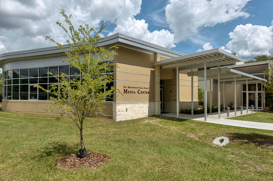 Oak Hall School Media Center